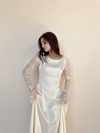Chapel Lace Shoulder Shrig