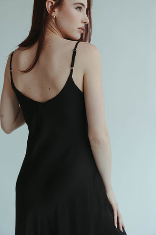 The Elsa Dress Black