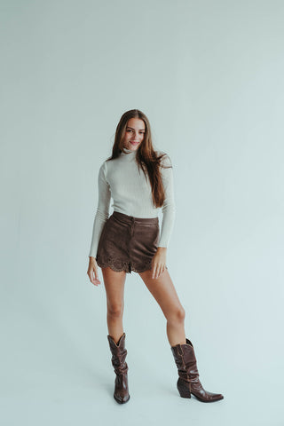 South Suede Shorts in Dk Brown